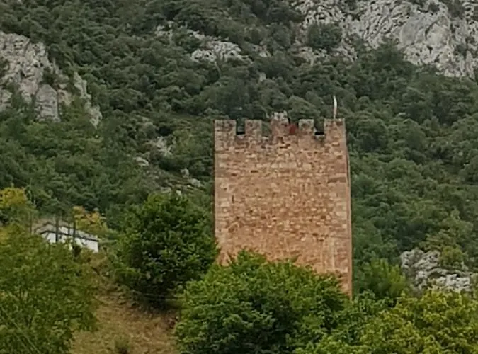 Ferienhaus Pocotrigo Linares (Cantabria)